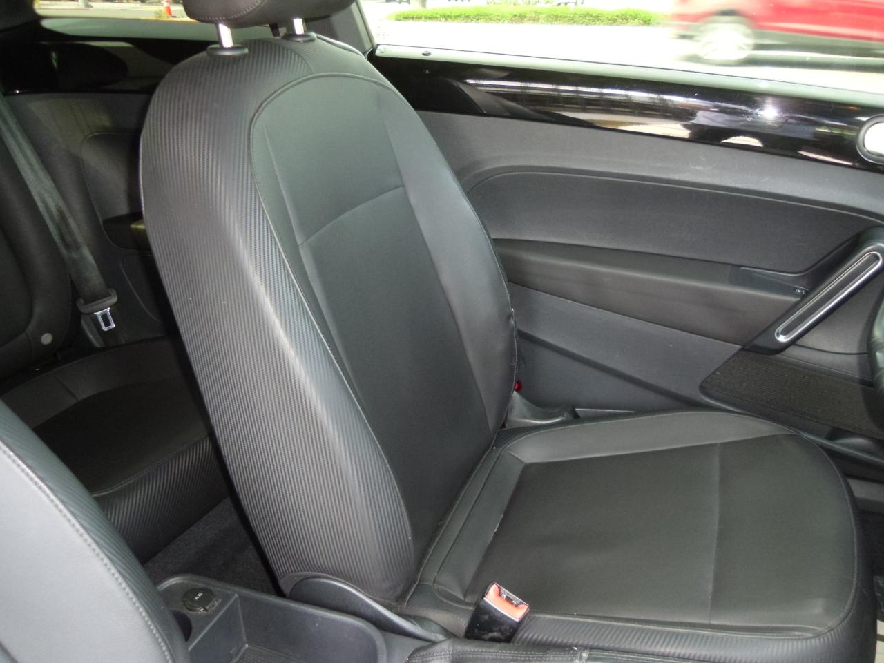 Volkswagen Beetle Coupe 2dr Auto 2.5L PZEV 2013