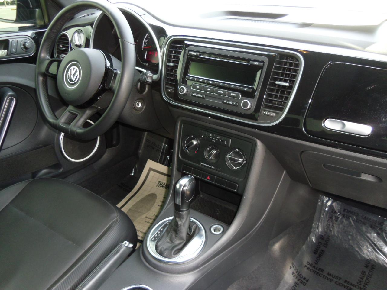 Volkswagen Beetle Coupe 2dr Auto 2.5L PZEV 2013