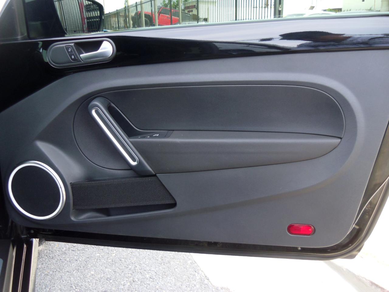 Volkswagen Beetle Coupe 2dr Auto 2.5L PZEV 2013