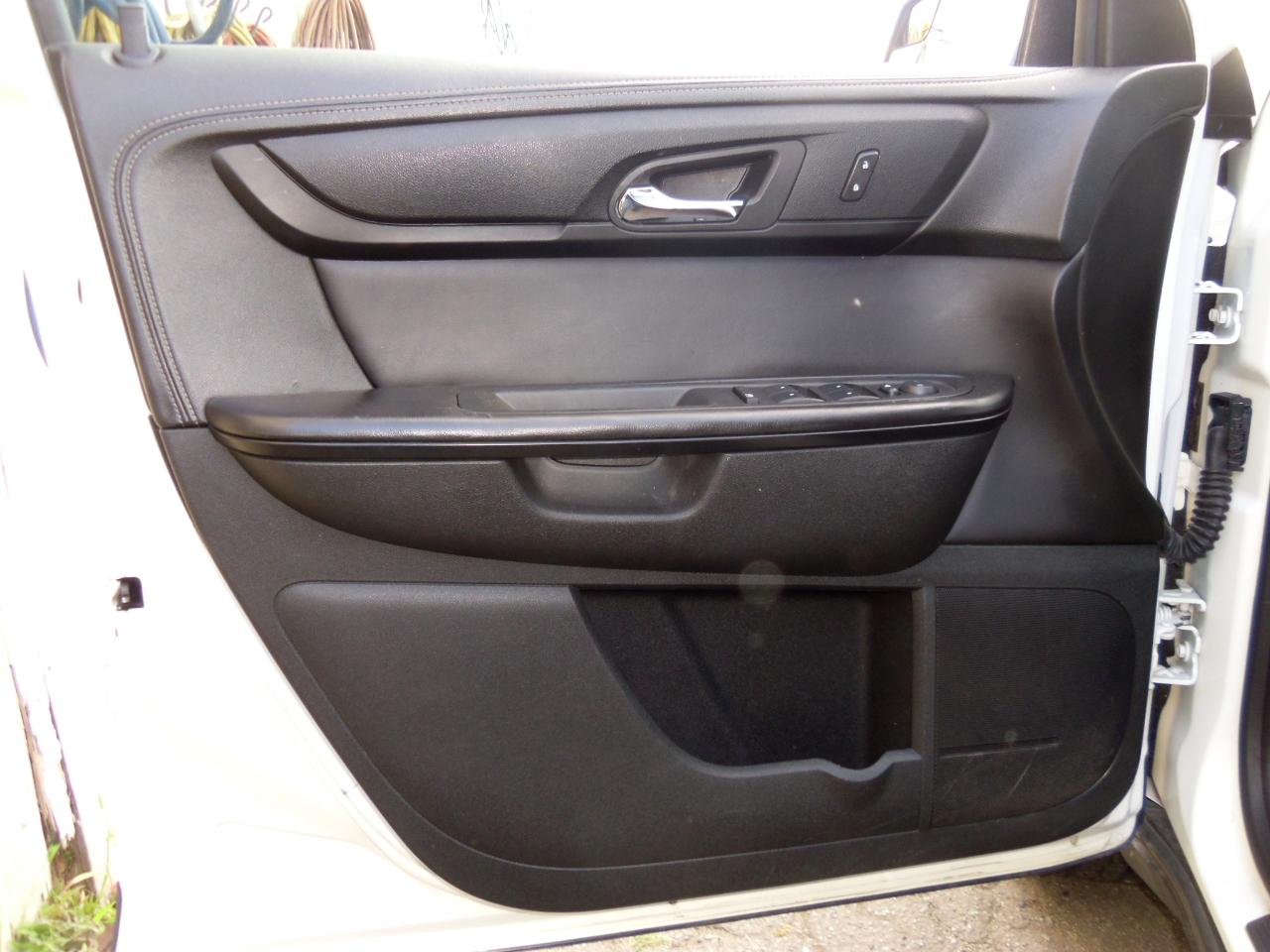 GMC Acadia FWD 4dr SLE2 2014