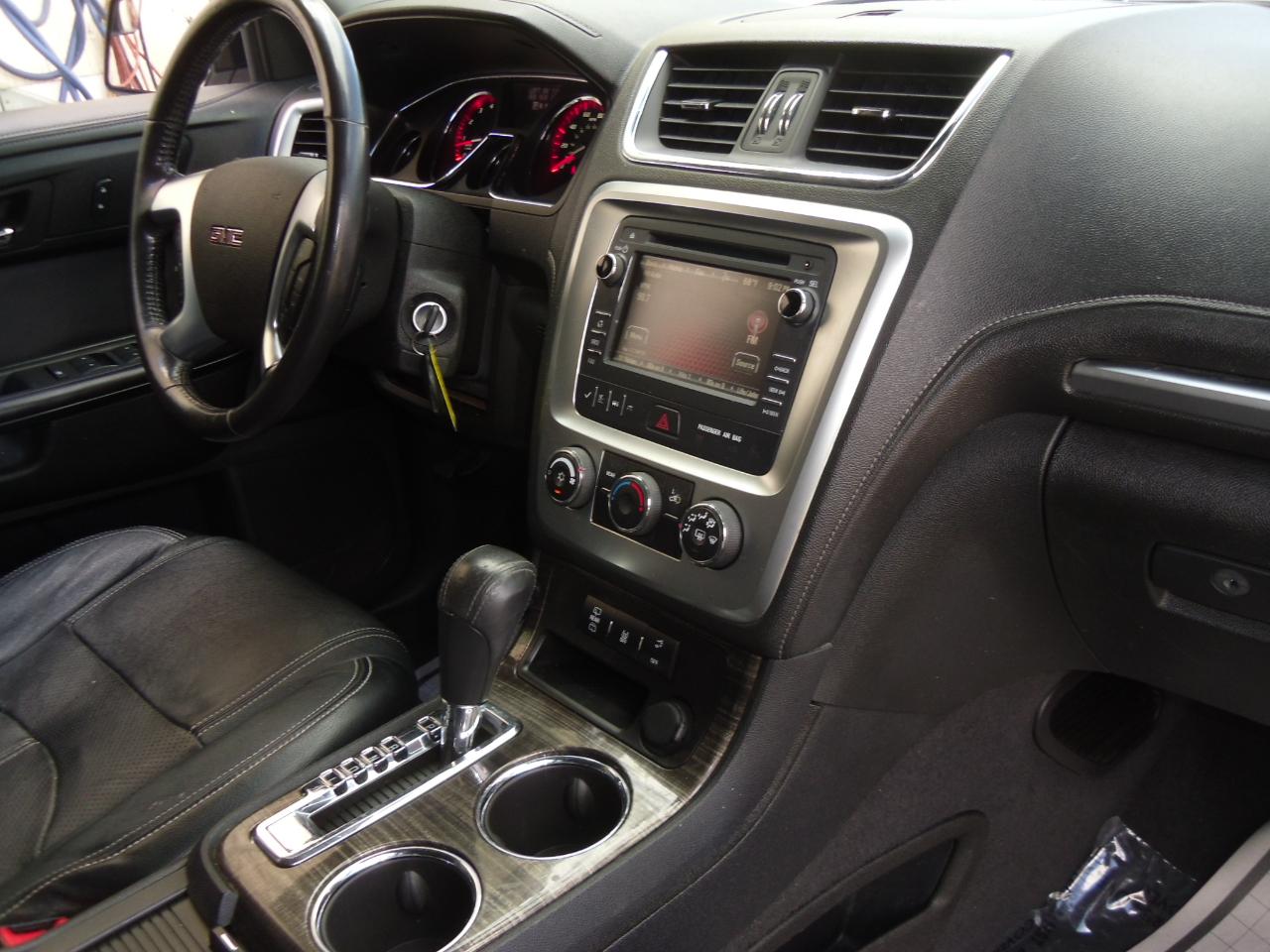 GMC Acadia FWD 4dr SLE2 2014