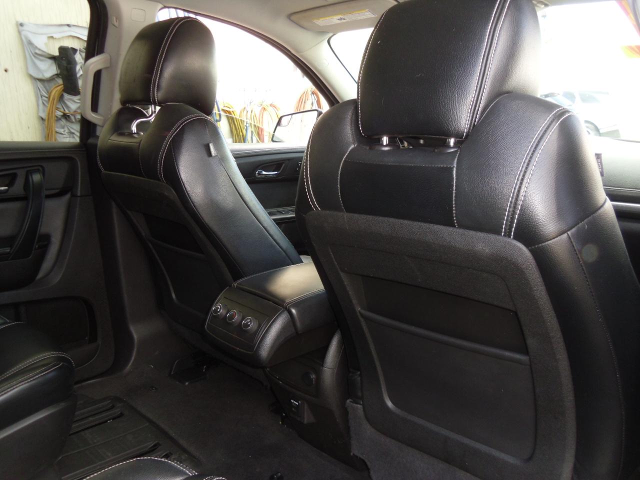 GMC Acadia FWD 4dr SLE2 2014