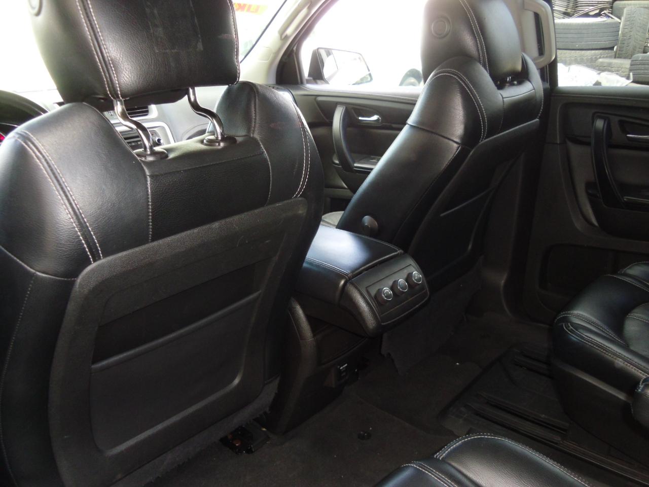 GMC Acadia FWD 4dr SLE2 2014