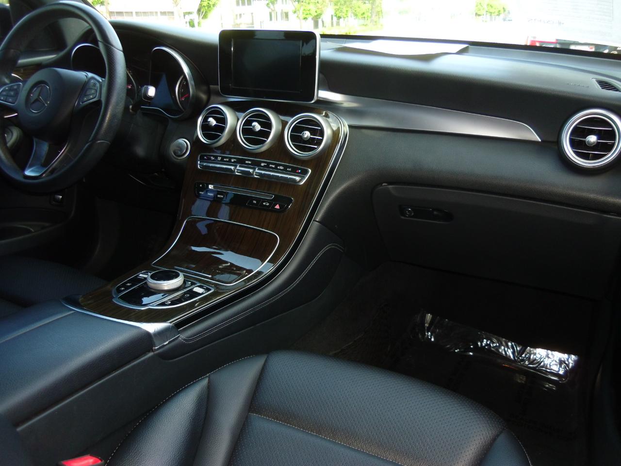 Mercedes-Benz GLC GLC 300 SUV 2018