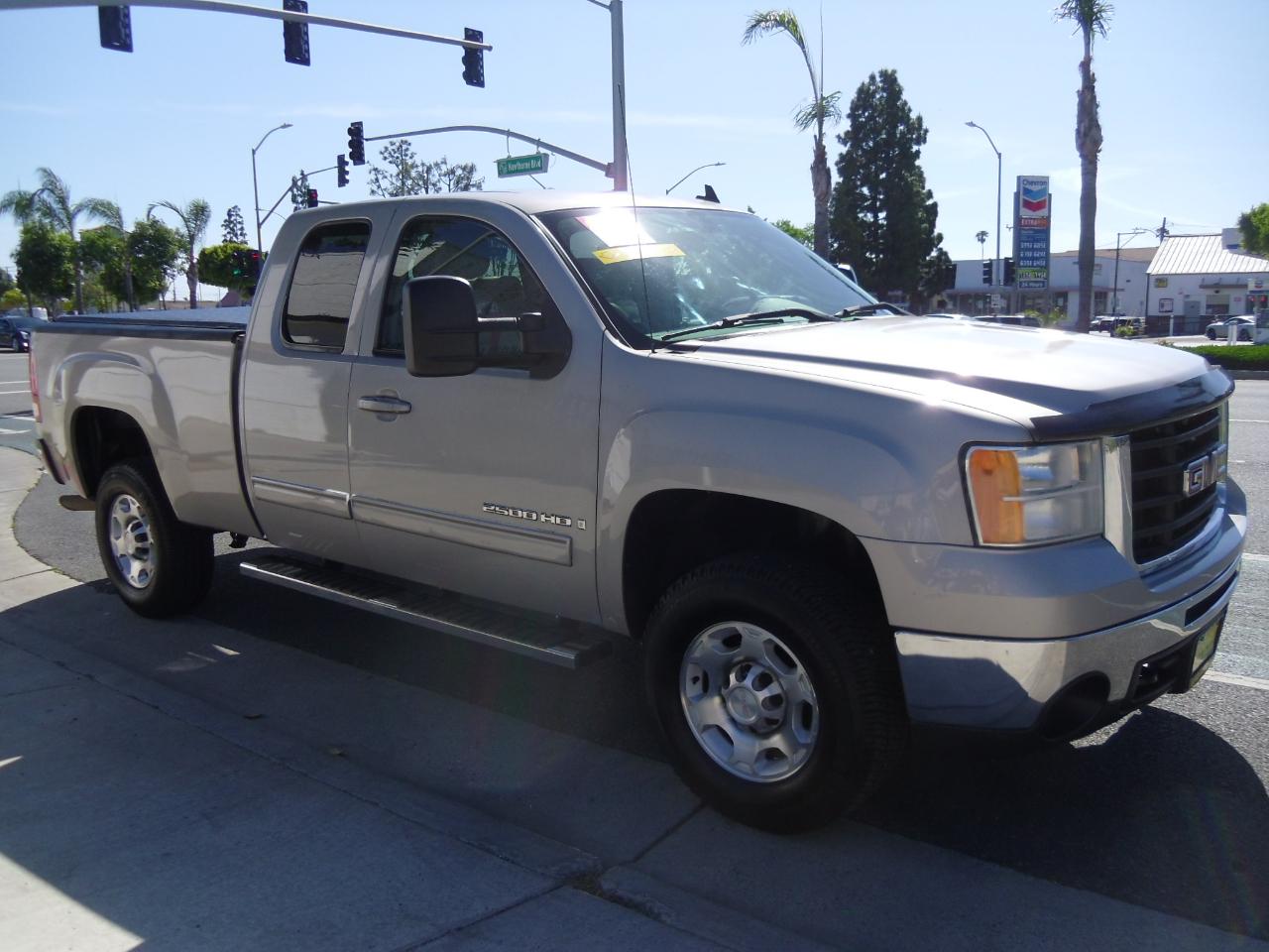 GMC Sierra 2500HD 2WD Ext Cab 143.5" SLT 2008