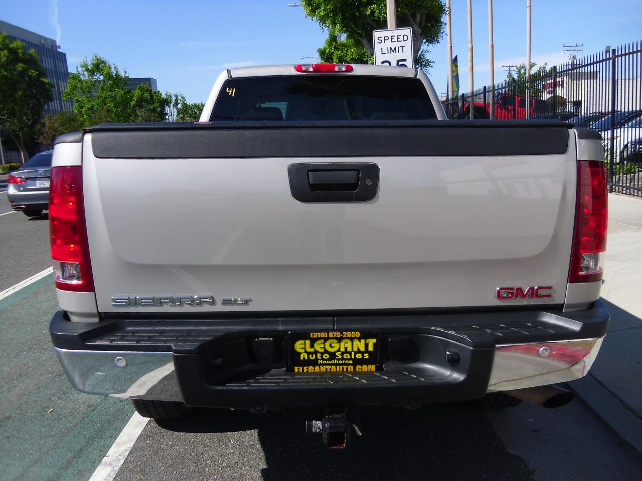 GMC Sierra 2500HD 2WD Ext Cab 143.5" SLT 2008