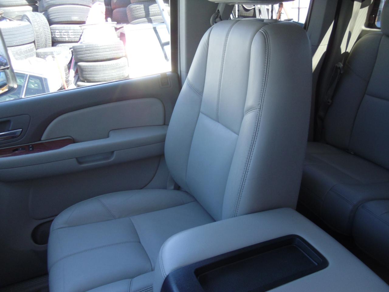 GMC Sierra 2500HD 2WD Ext Cab 143.5" SLT 2008