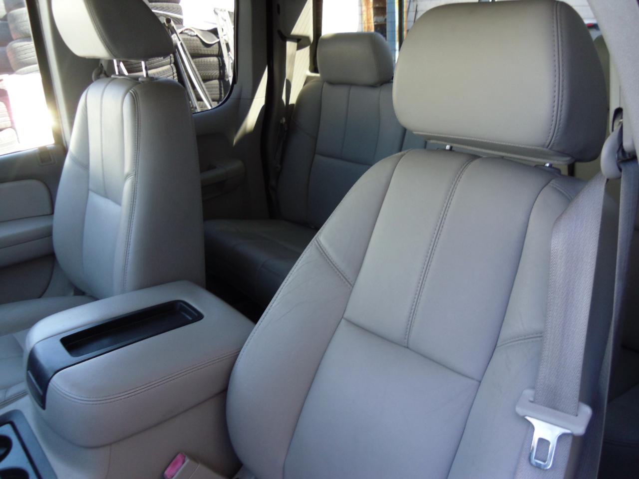 GMC Sierra 2500HD 2WD Ext Cab 143.5" SLT 2008