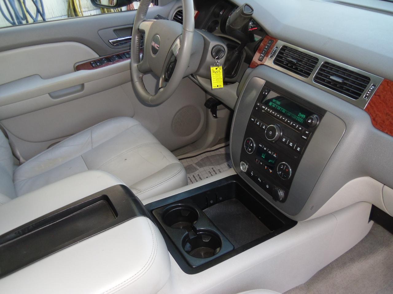 GMC Sierra 2500HD 2WD Ext Cab 143.5" SLT 2008