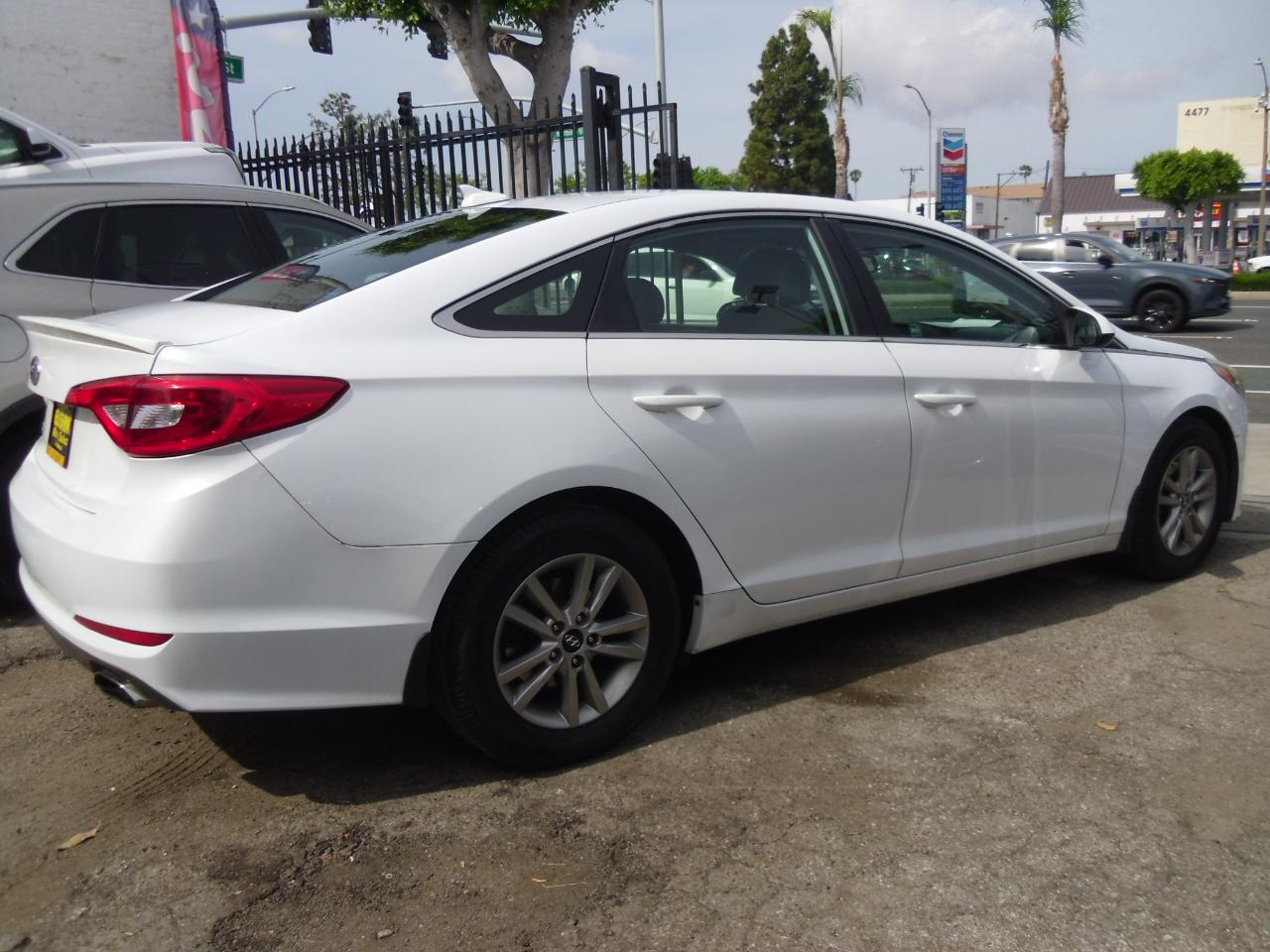 Hyundai Sonata 4dr Sdn 2.4L SE PZEV 2015