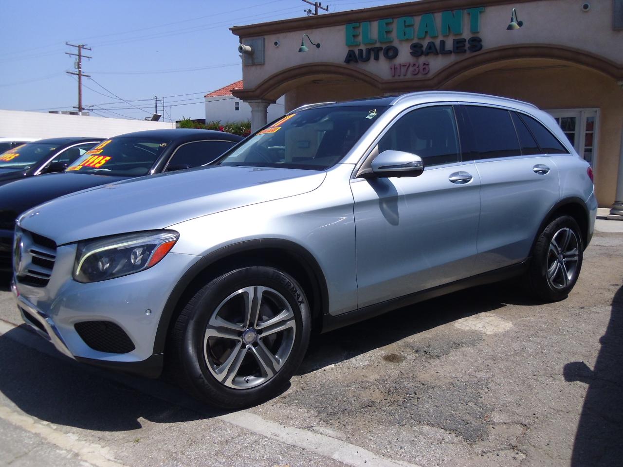 Mercedes-Benz GLC GLC 300 4MATIC SUV 2017