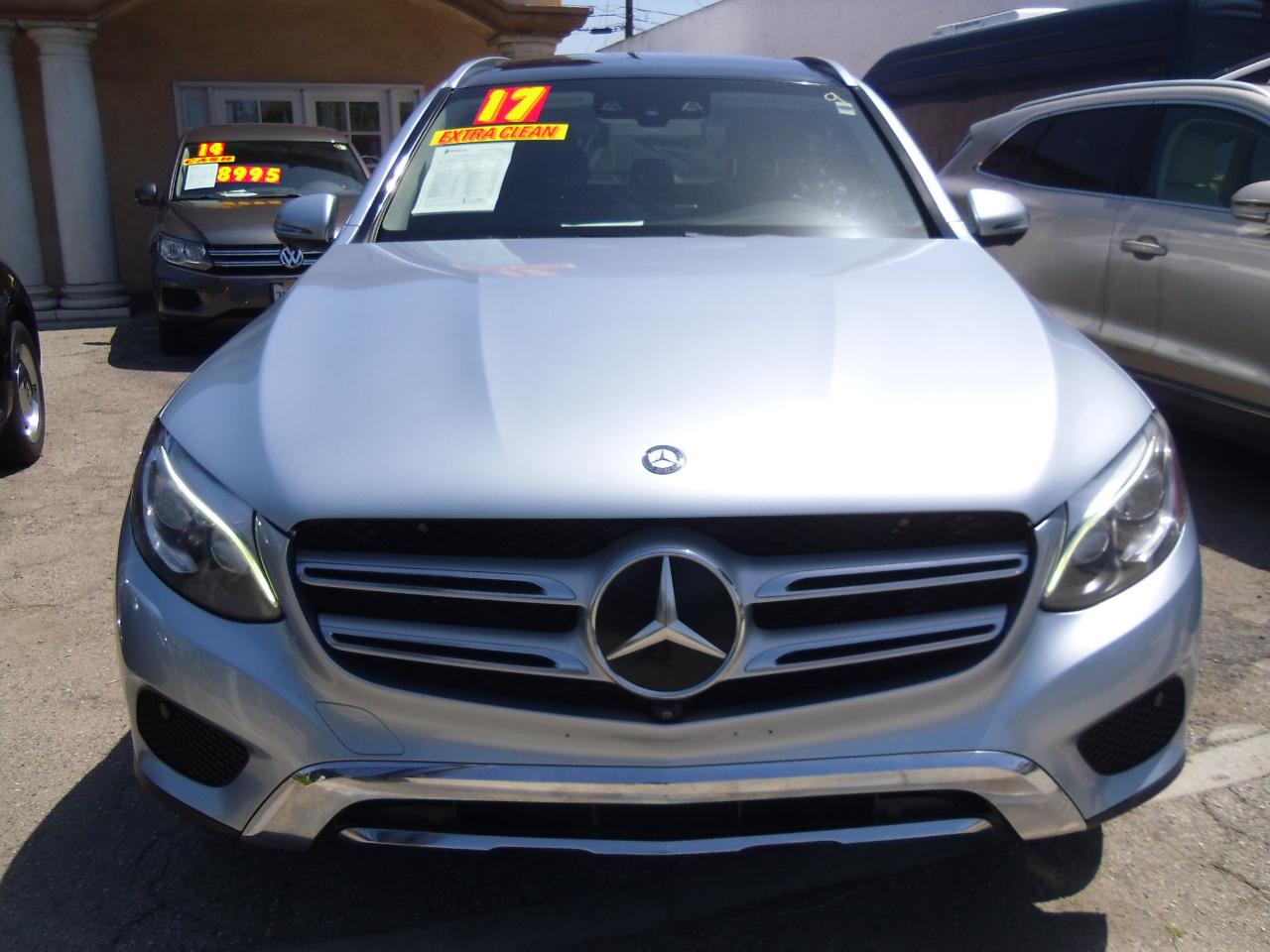 Mercedes-Benz GLC GLC 300 4MATIC SUV 2017