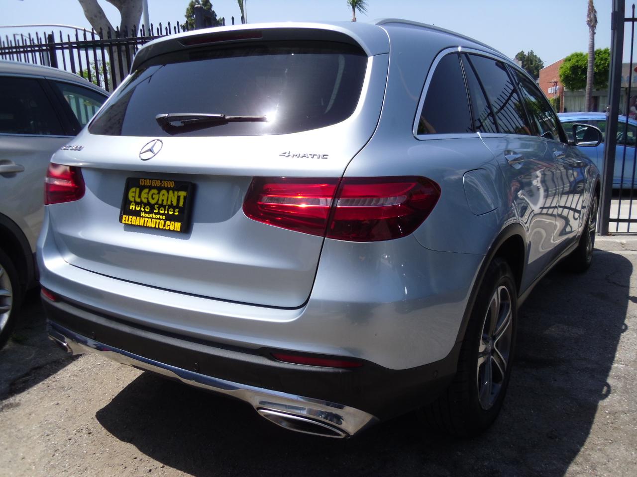 Mercedes-Benz GLC GLC 300 4MATIC SUV 2017