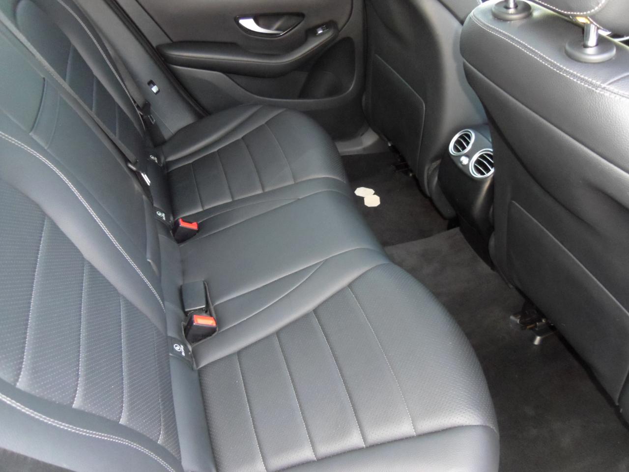 Mercedes-Benz GLC GLC 300 4MATIC SUV 2017