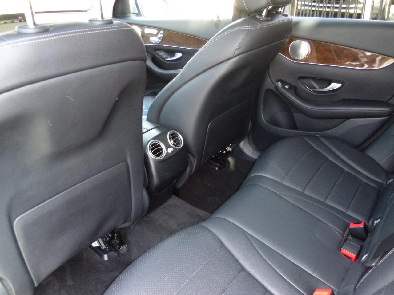 Mercedes-Benz GLC GLC 300 4MATIC SUV 2017