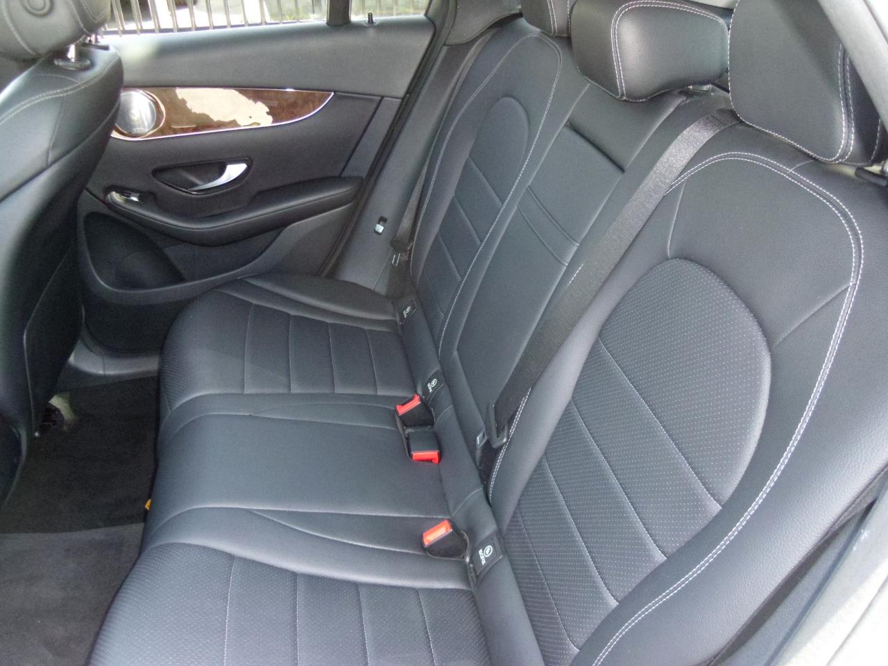 Mercedes-Benz GLC GLC 300 4MATIC SUV 2017