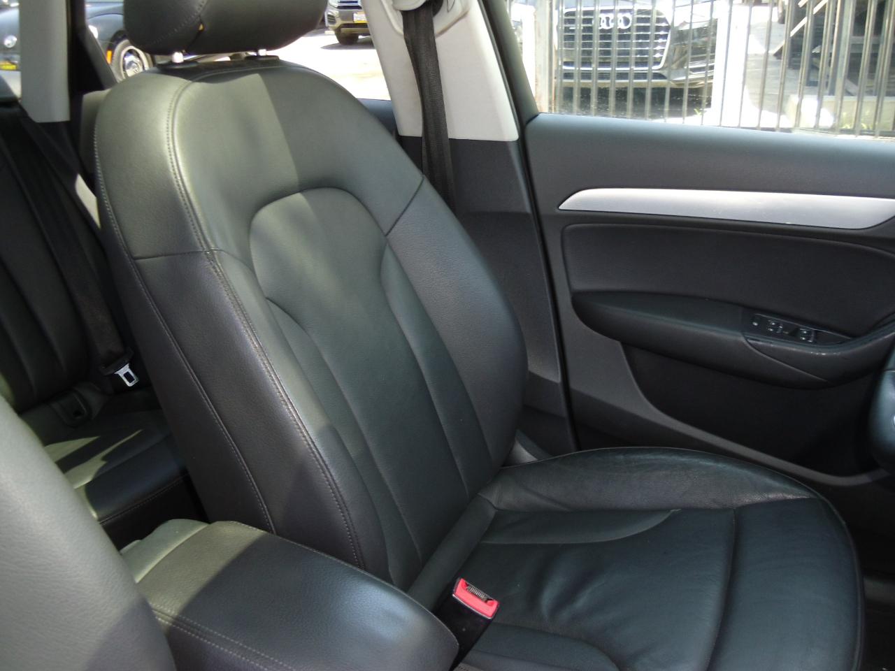 Audi Q3 FrontTrak 4dr 2.0T Premium Plus 2015