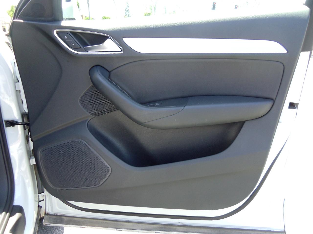 Audi Q3 FrontTrak 4dr 2.0T Premium Plus 2015