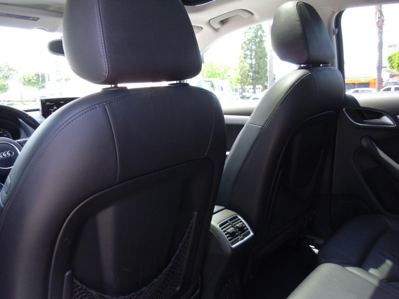 Audi Q3 FrontTrak 4dr 2.0T Premium Plus 2015