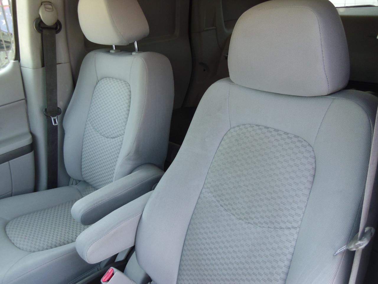 Chevrolet HHR FWD 4dr Panel LS 2010