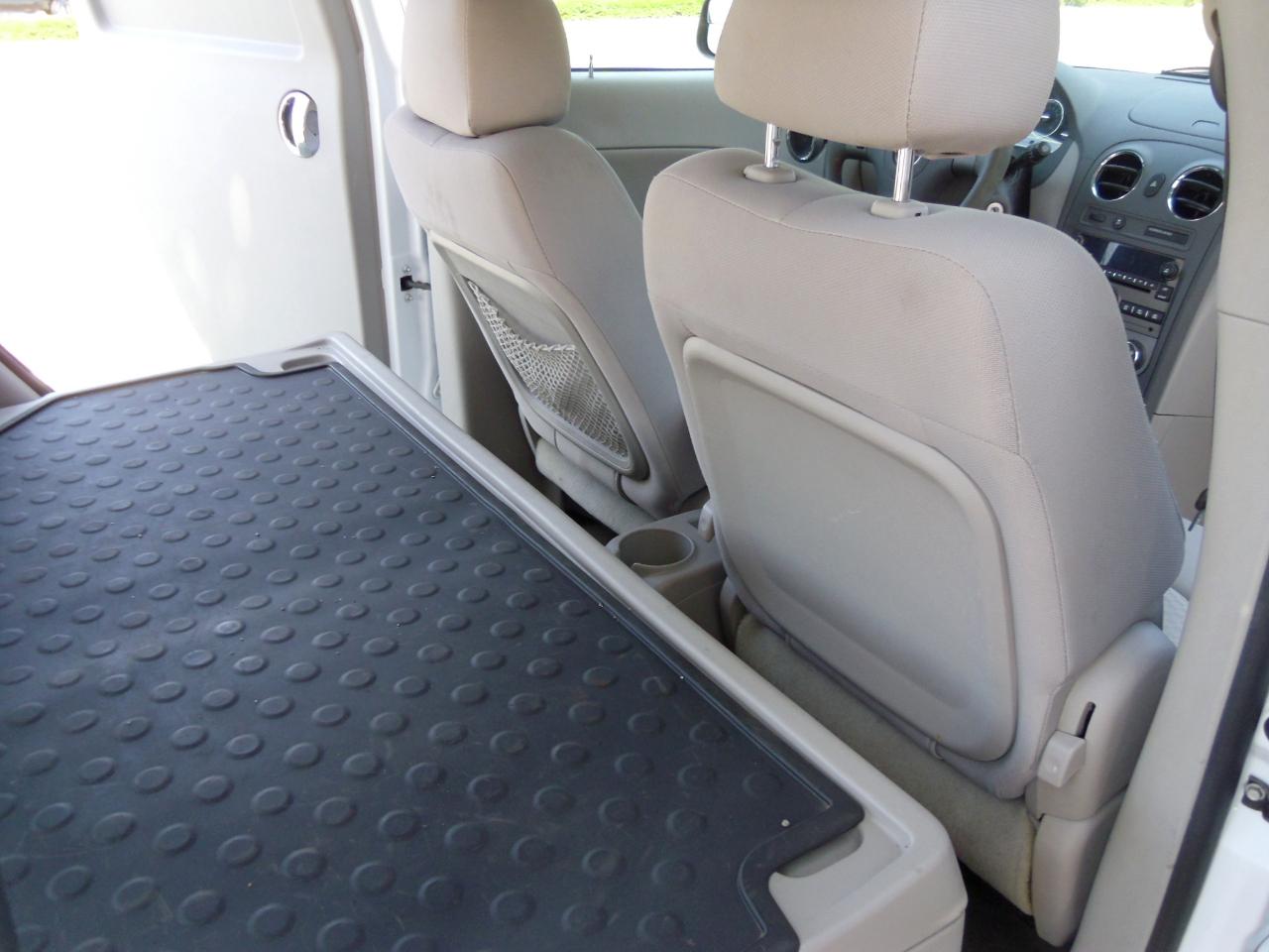 Chevrolet HHR FWD 4dr Panel LS 2010