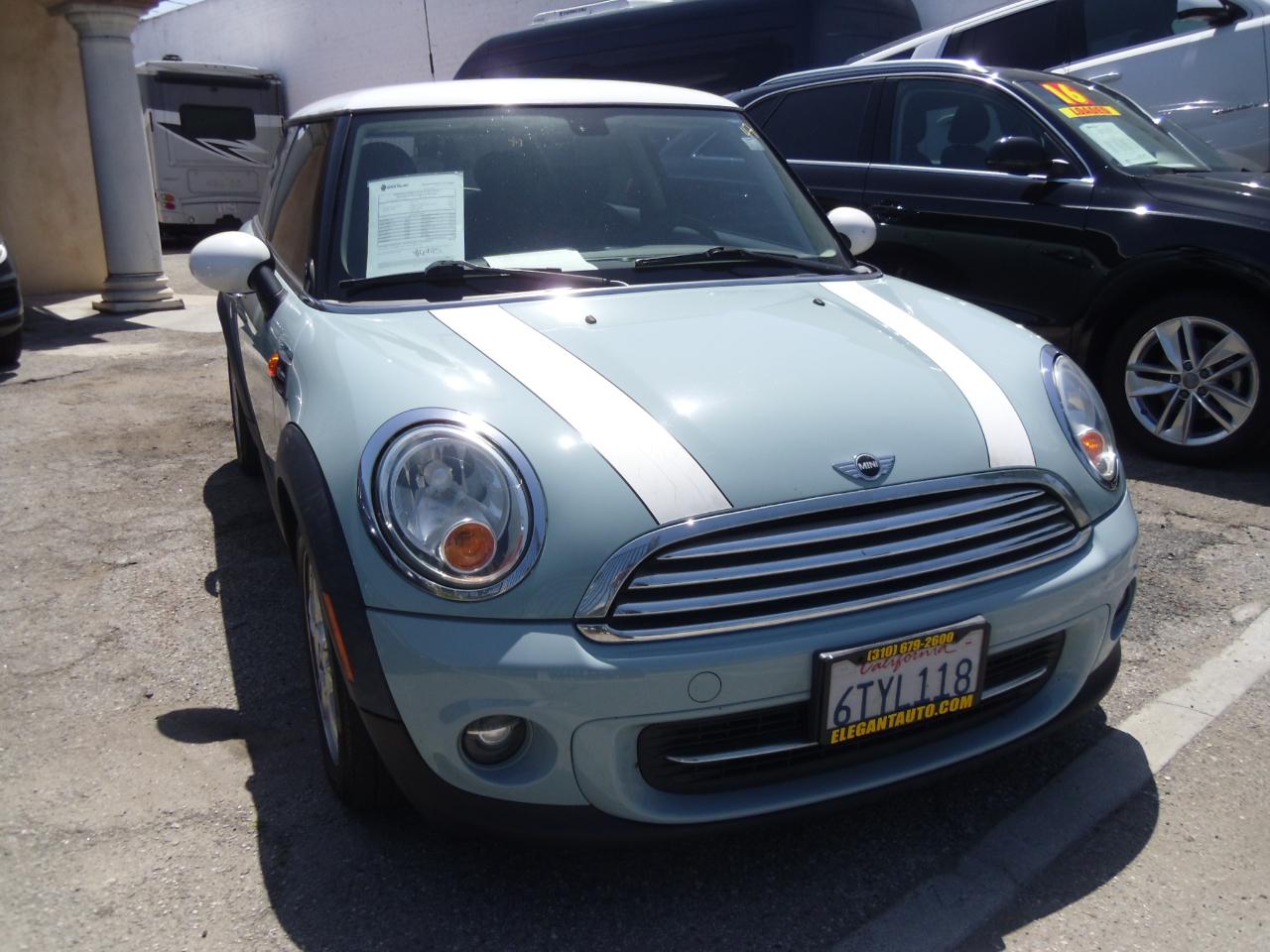 MINI Cooper Hardtop 2dr Cpe 2012