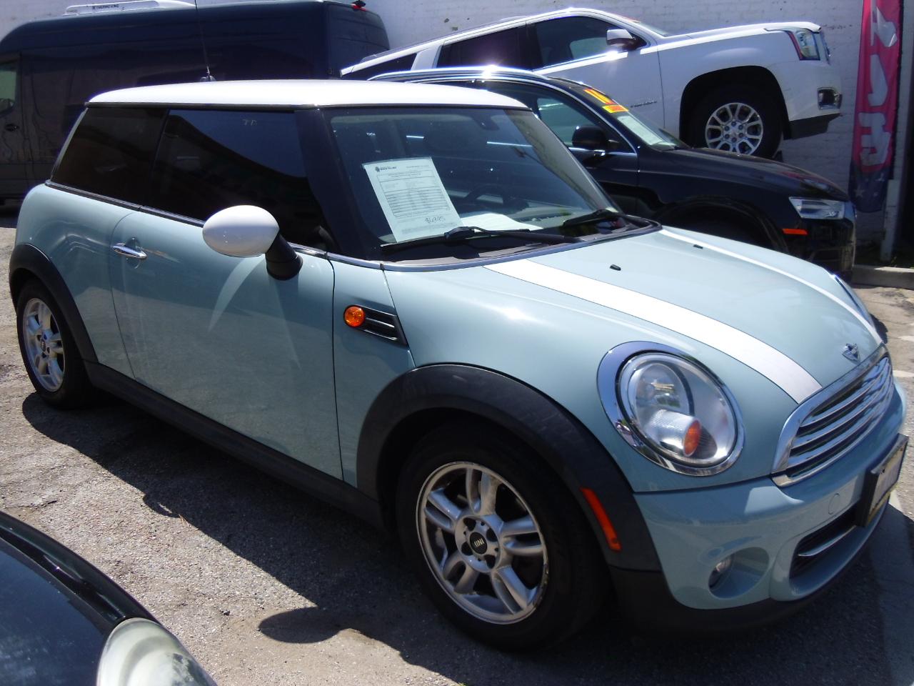 MINI Cooper Hardtop 2dr Cpe 2012
