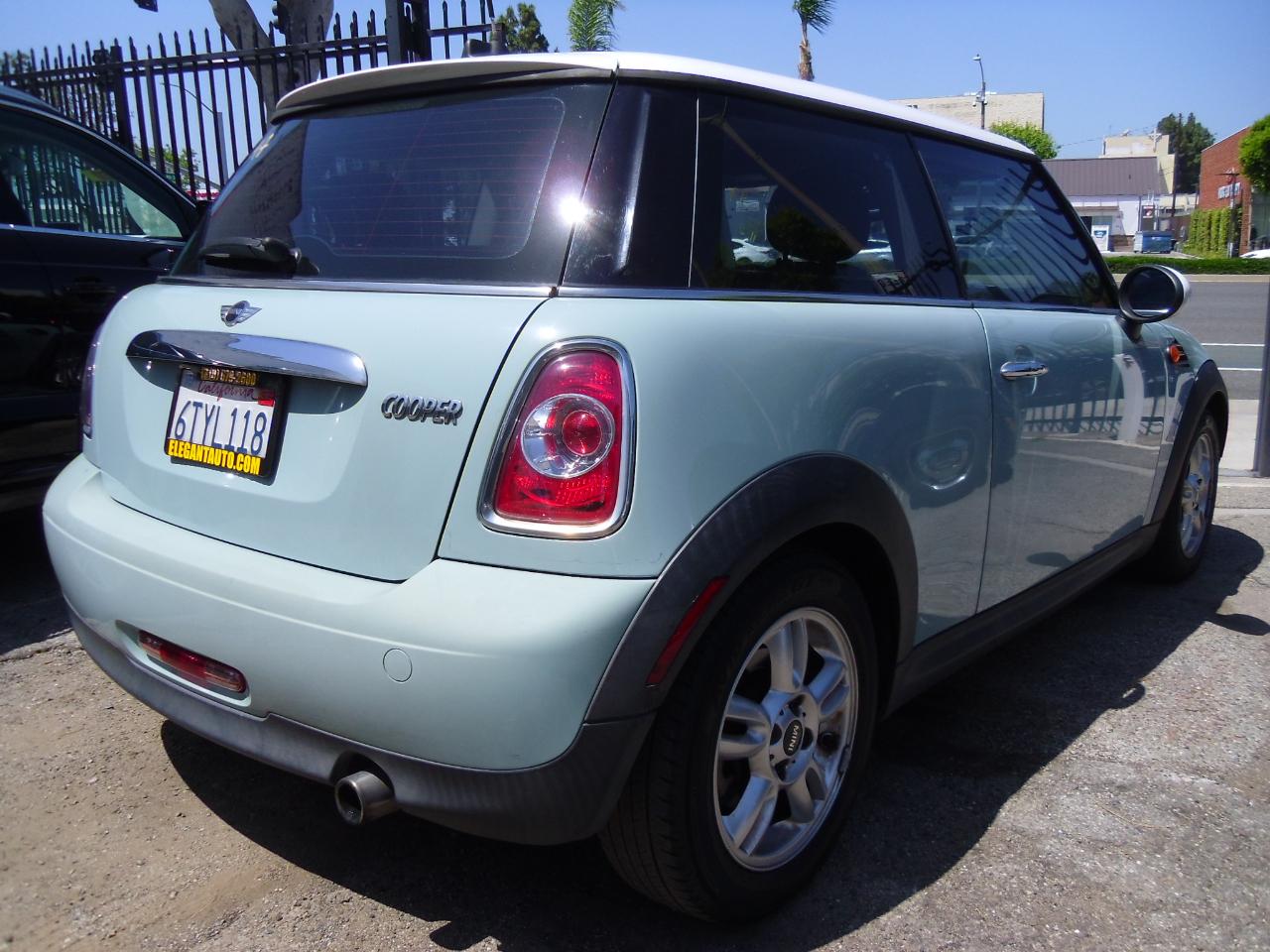 MINI Cooper Hardtop 2dr Cpe 2012