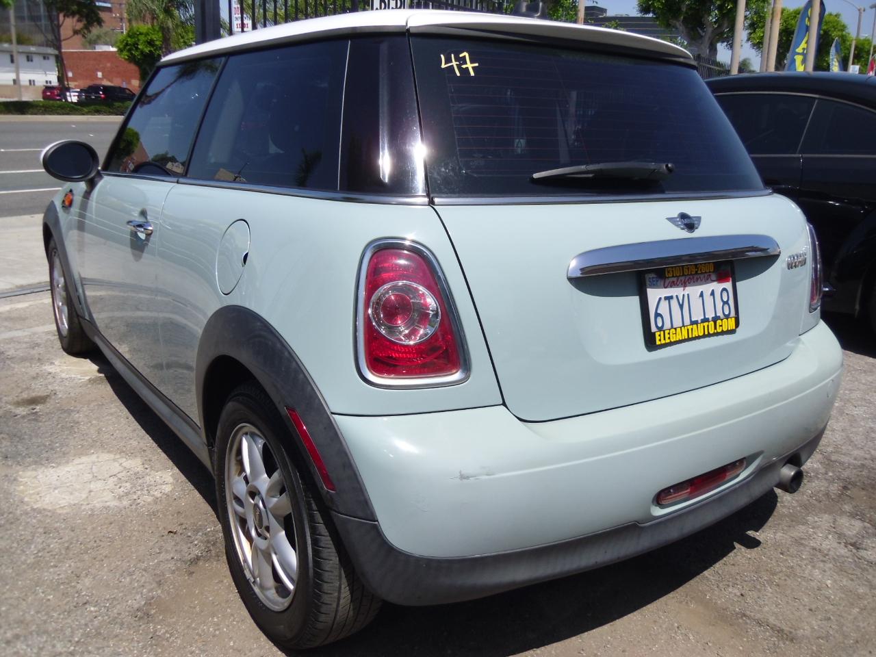MINI Cooper Hardtop 2dr Cpe 2012