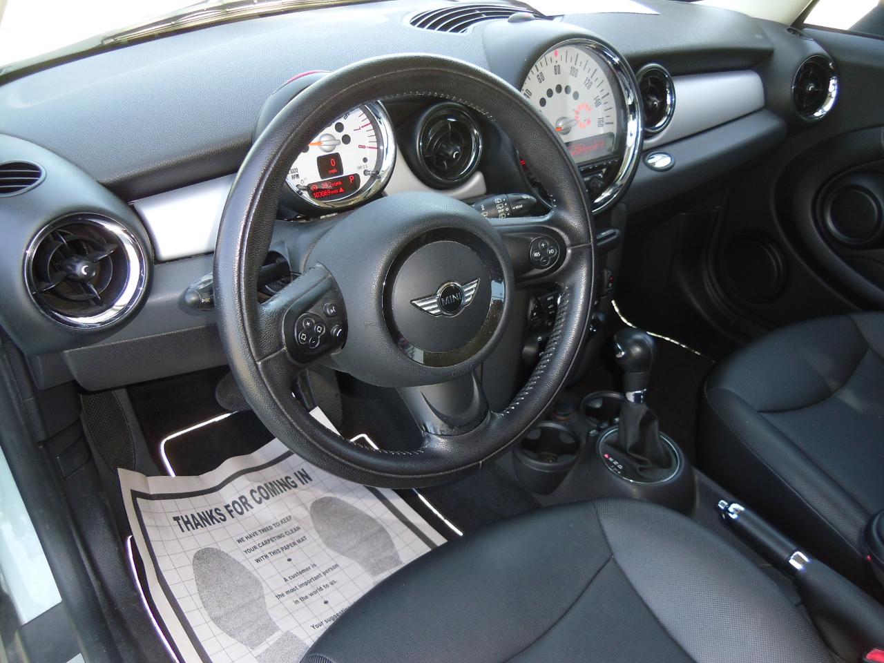 MINI Cooper Hardtop 2dr Cpe 2012