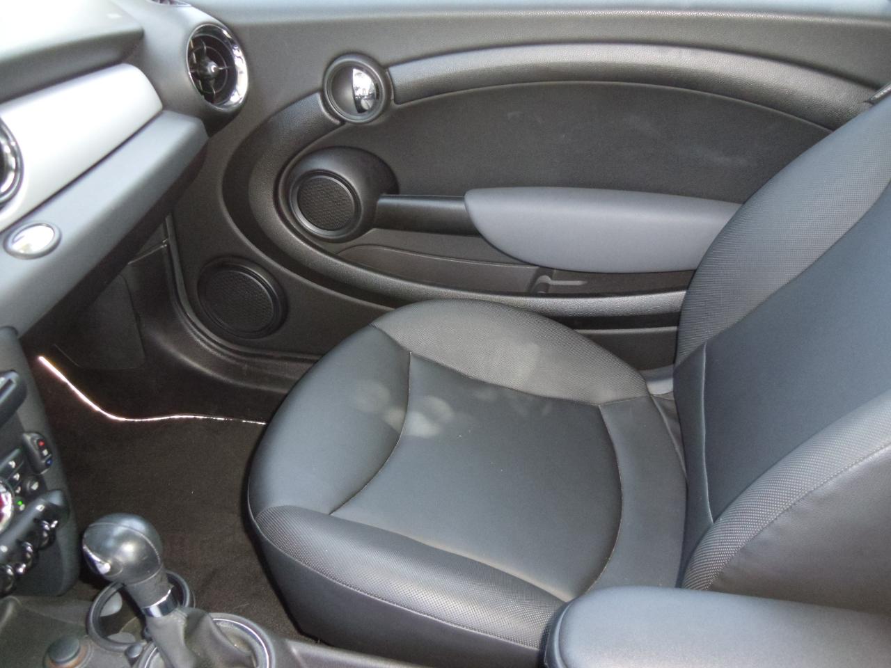 MINI Cooper Hardtop 2dr Cpe 2012