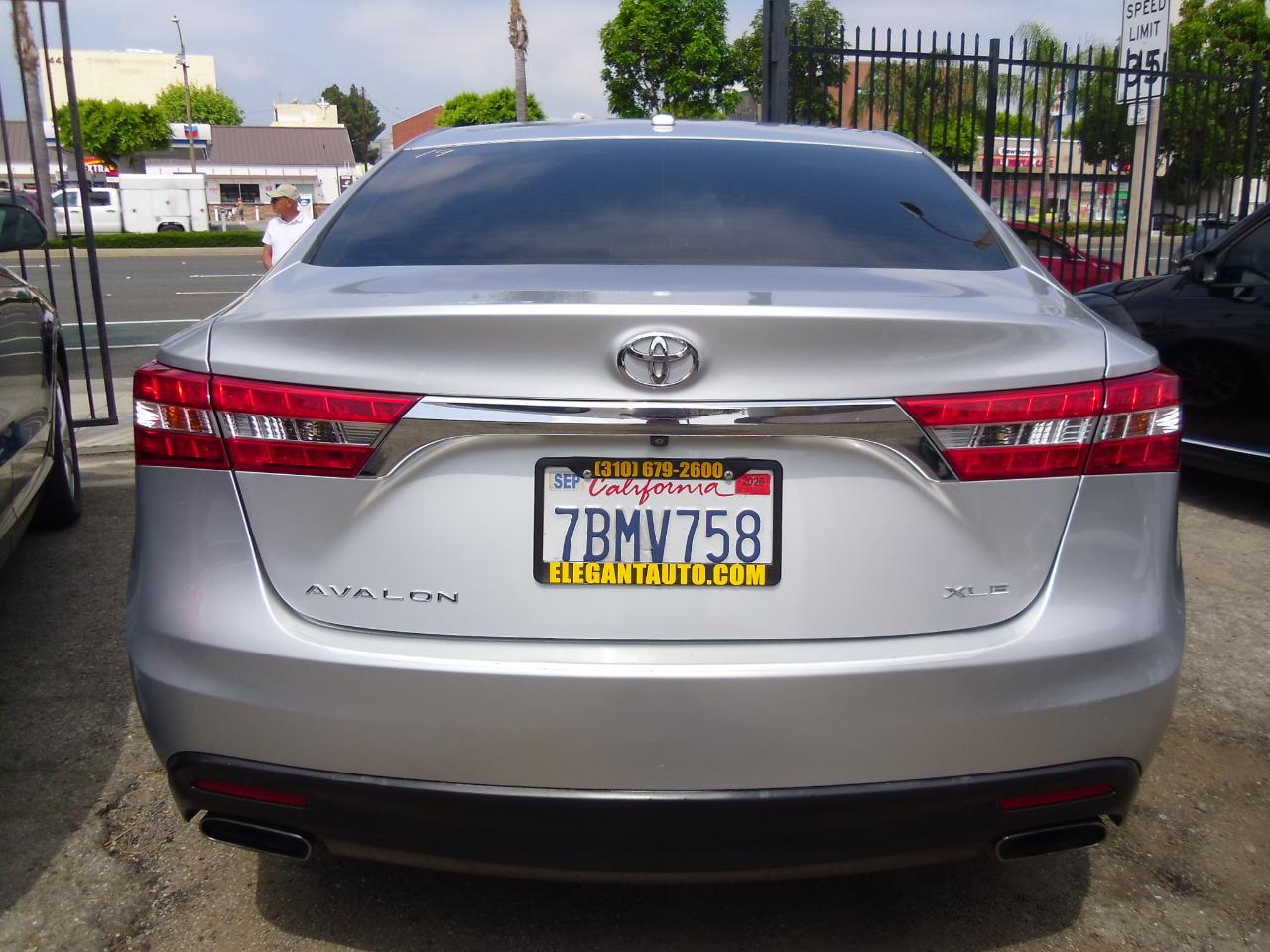 Toyota Avalon 4dr Sdn XLE Touring (Natl) 2013