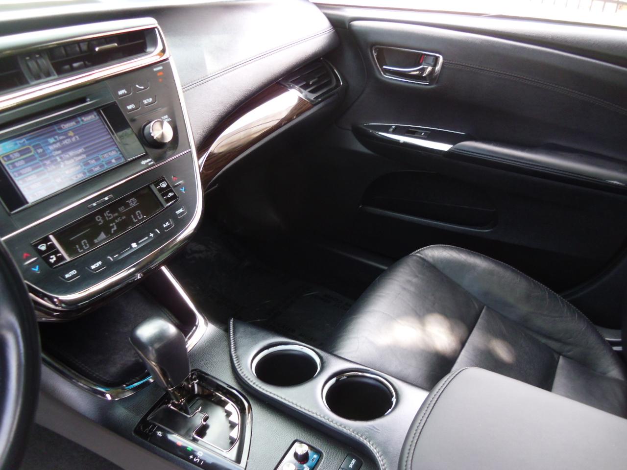 Toyota Avalon 4dr Sdn XLE Touring (Natl) 2013
