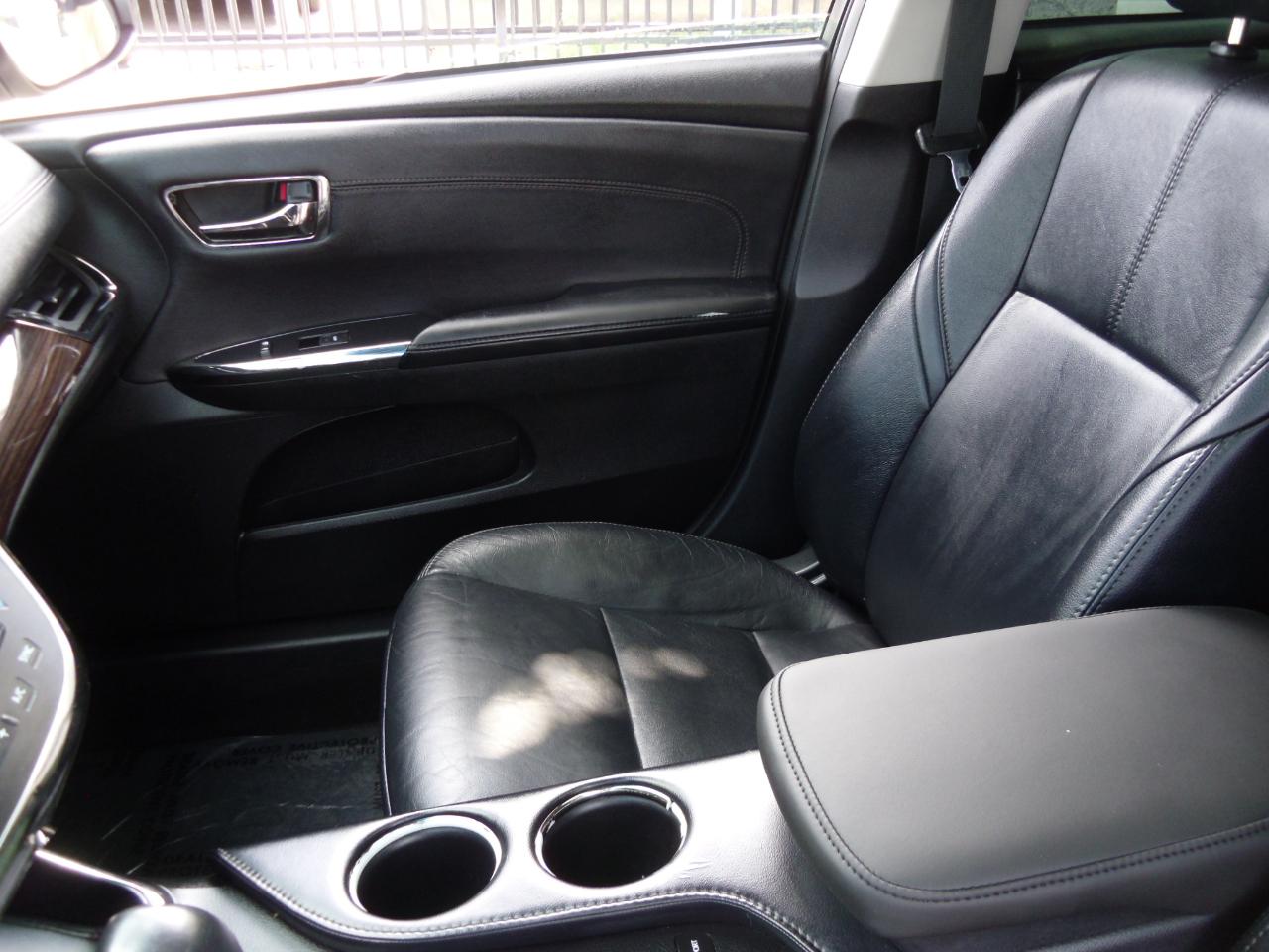 Toyota Avalon 4dr Sdn XLE Touring (Natl) 2013