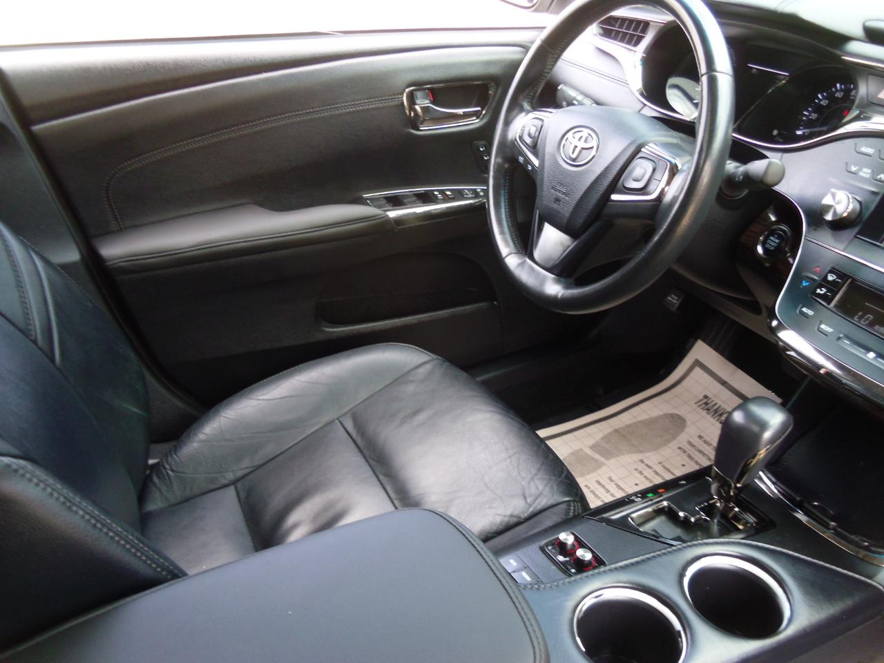 Toyota Avalon 4dr Sdn XLE Touring (Natl) 2013