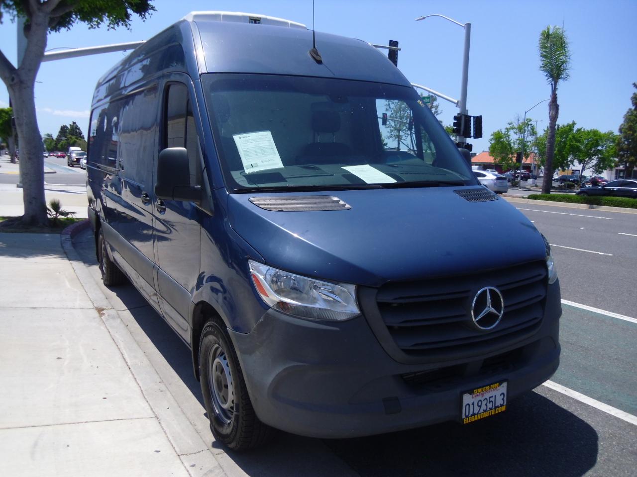 Mercedes-Benz Sprinter Cargo Van 2500 High Roof V6 170" RWD 2021