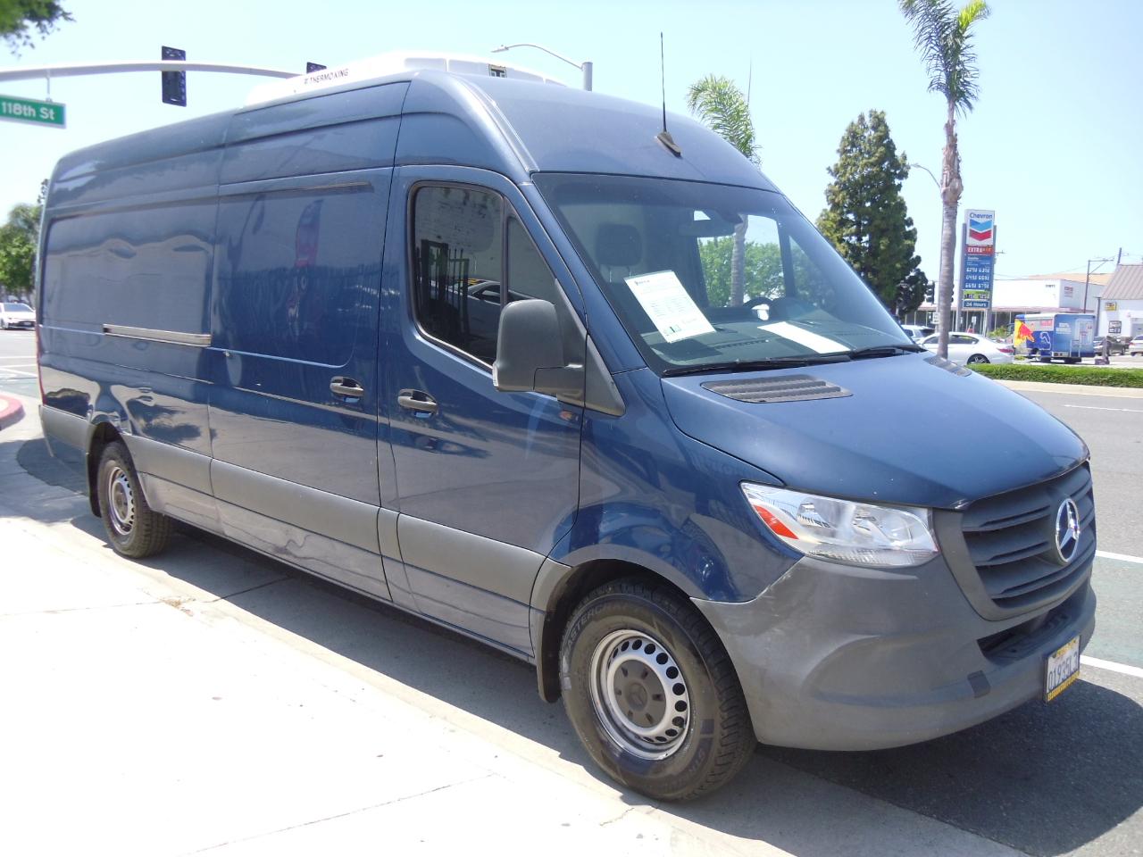 Mercedes-Benz Sprinter Cargo Van 2500 High Roof V6 170" RWD 2021
