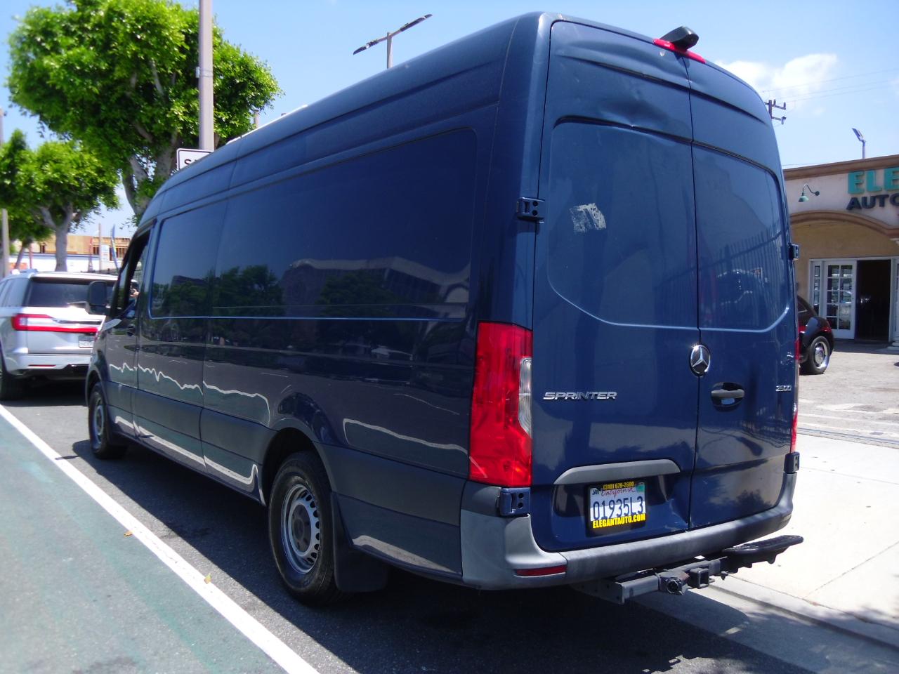 Mercedes-Benz Sprinter Cargo Van 2500 High Roof V6 170" RWD 2021