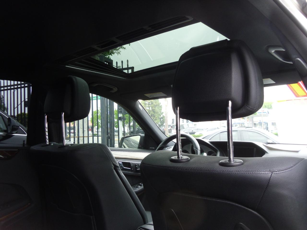 Mercedes-Benz E-Class 4dr Sdn E 550 Sport RWD 2011