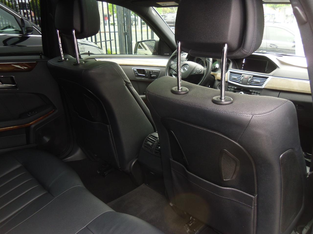 Mercedes-Benz E-Class 4dr Sdn E 550 Sport RWD 2011