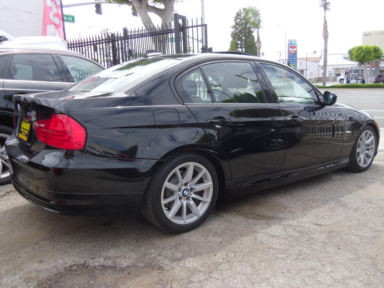 BMW 3 Series 4dr Sdn 328i RWD SULEV South Africa 2009