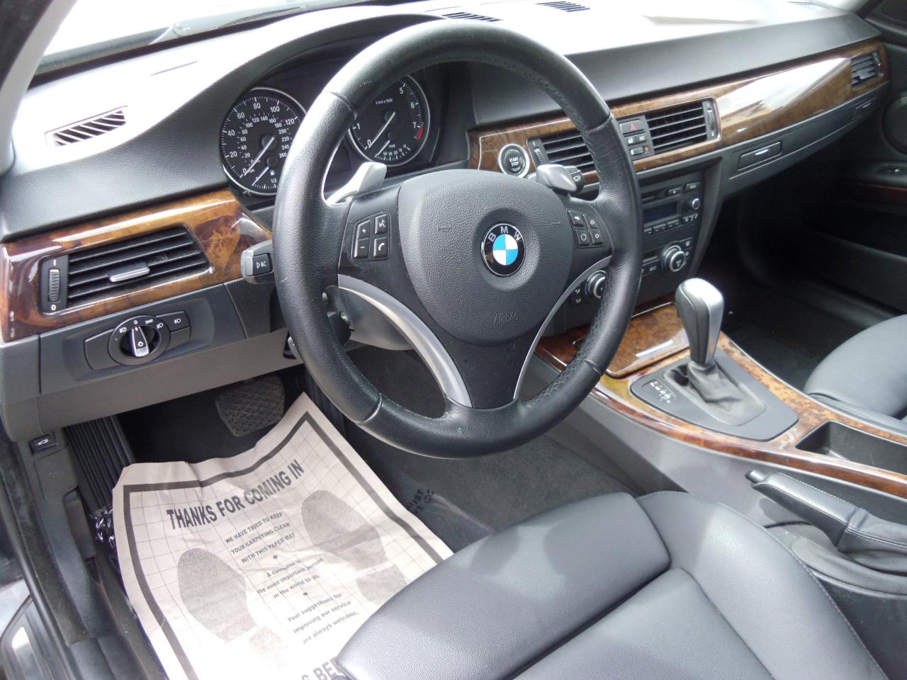 BMW 3 Series 4dr Sdn 328i RWD SULEV South Africa 2009
