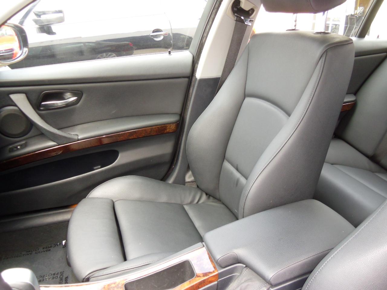 BMW 3 Series 4dr Sdn 328i RWD SULEV South Africa 2009