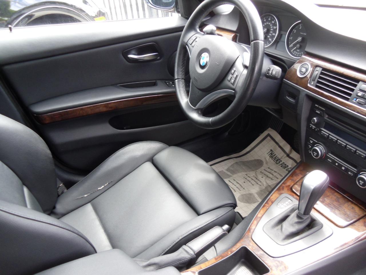 BMW 3 Series 4dr Sdn 328i RWD SULEV South Africa 2009