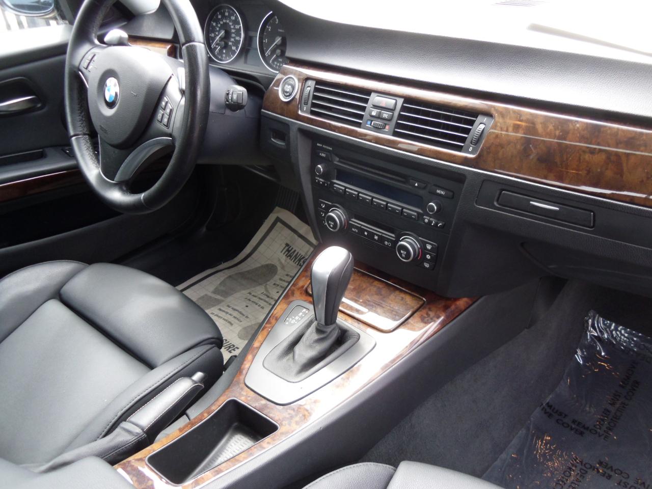 BMW 3 Series 4dr Sdn 328i RWD SULEV South Africa 2009