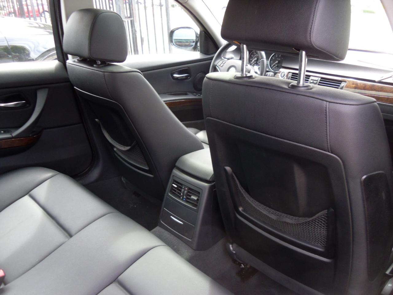 BMW 3 Series 4dr Sdn 328i RWD SULEV South Africa 2009