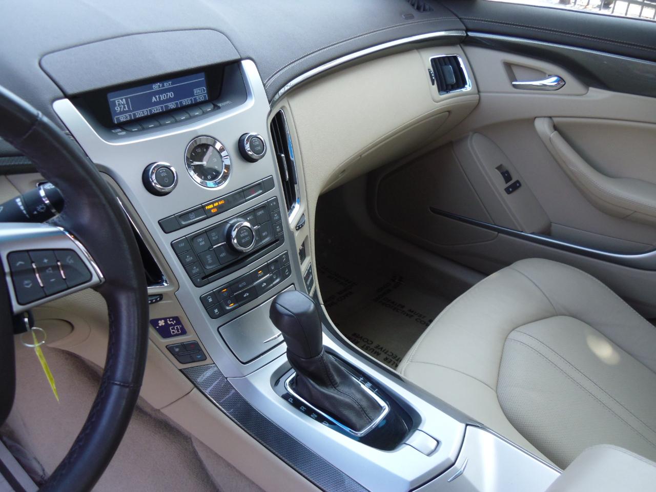 Cadillac CTS Sedan 4dr Sdn 3.6L Performance AWD 2010