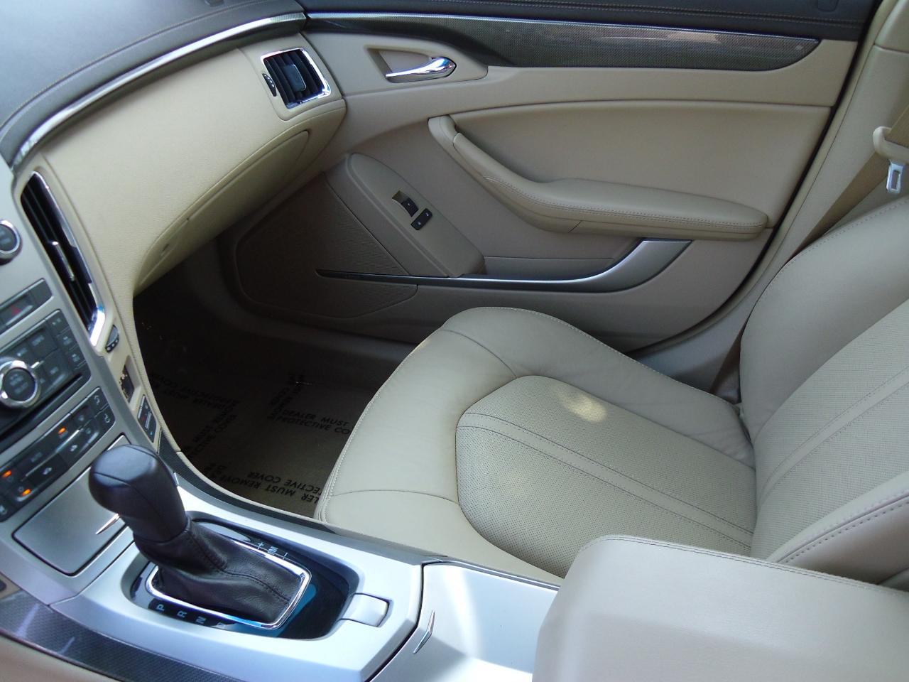 Cadillac CTS Sedan 4dr Sdn 3.6L Performance AWD 2010