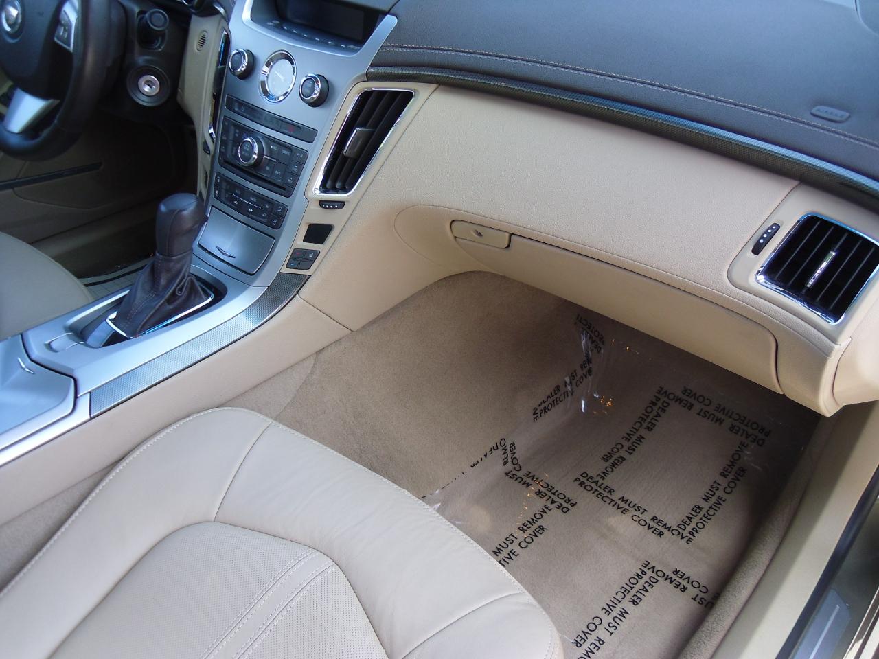 Cadillac CTS Sedan 4dr Sdn 3.6L Performance AWD 2010