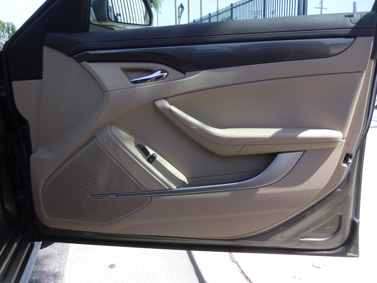 Cadillac CTS Sedan 4dr Sdn 3.6L Performance AWD 2010